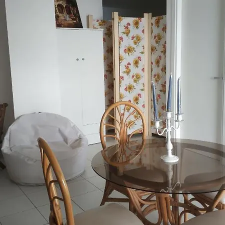 Twins's House *